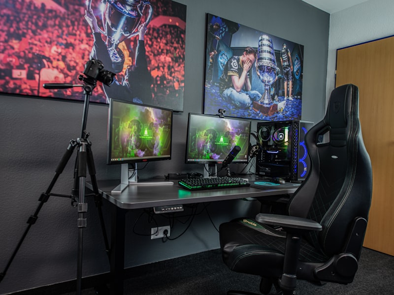 Players at TouchCraftZone battlestations during an evening session